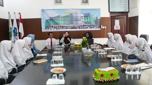 Inovasi pendidikan Program Studi Tiru OSIS,  sebagai Pembentuk Karakter Kepemimpinan Peserta Didik 