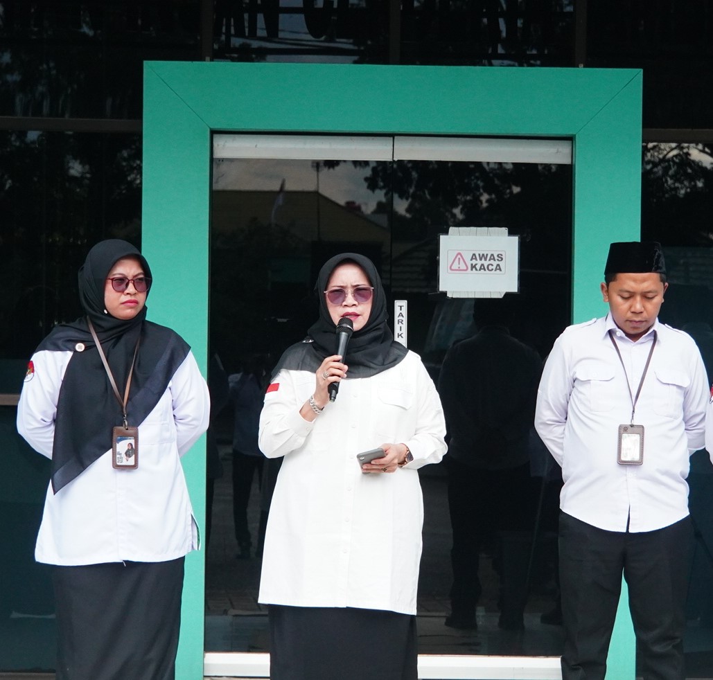 Apel Pagi di MAN IC Jambi: Kepala Madrasah Tekankan Pentingnya Keberkahan dalam Kerja Sehari-Hari