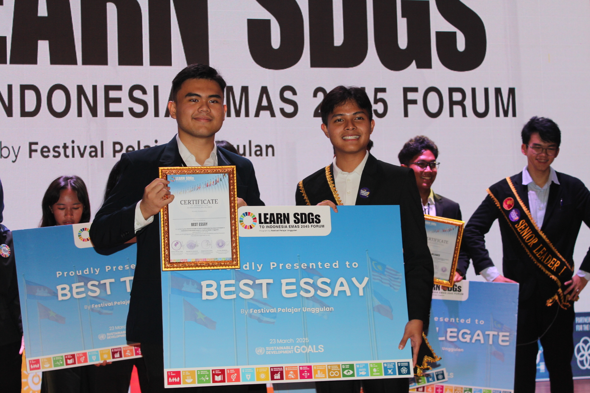 SALUT! Siswa MAN Insan Cendekia Jambi mendapatkan penghargaan “BEST ESSAY” pada ajang konferensi pelajar tingkat Internasional