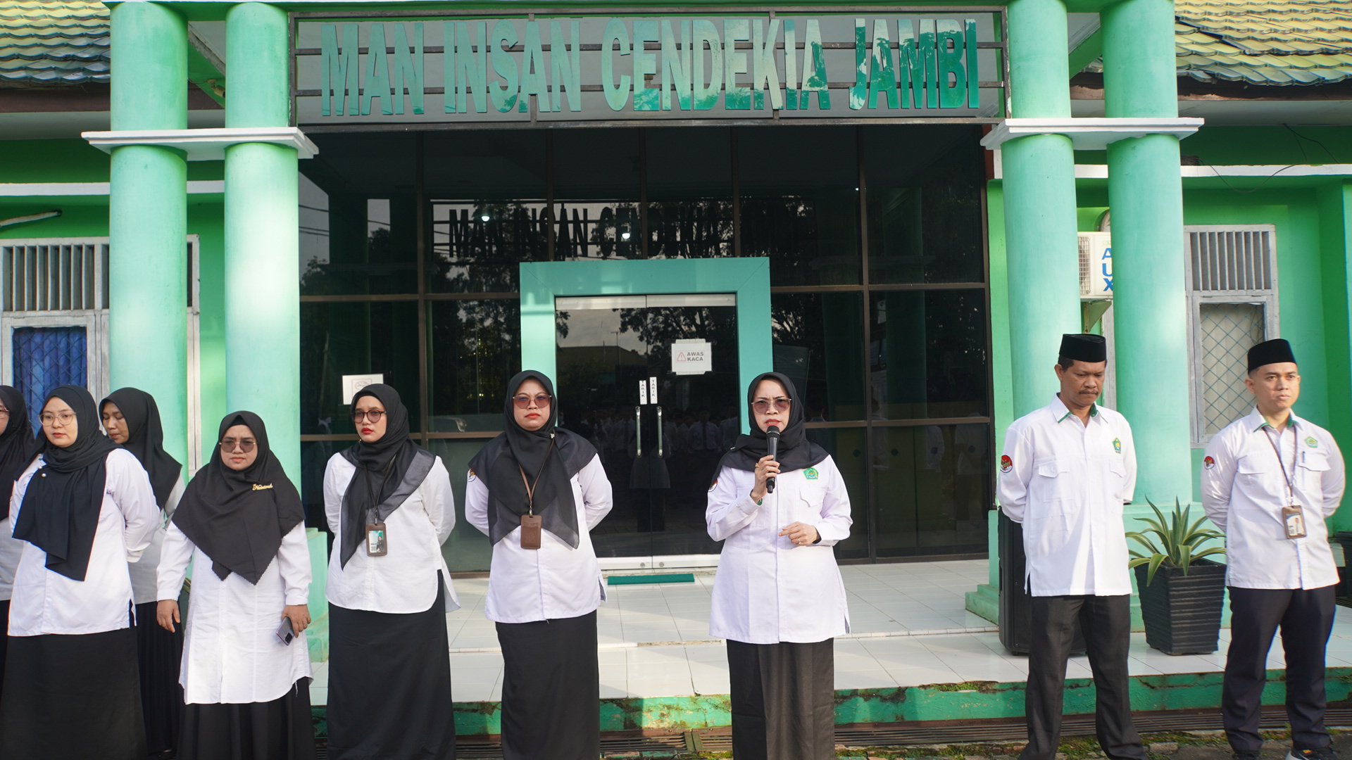 Kuatkan Kolaborasi, MAN IC Jambi Sosialisasikan Agenda Strategis kepada GTK dan Siswa