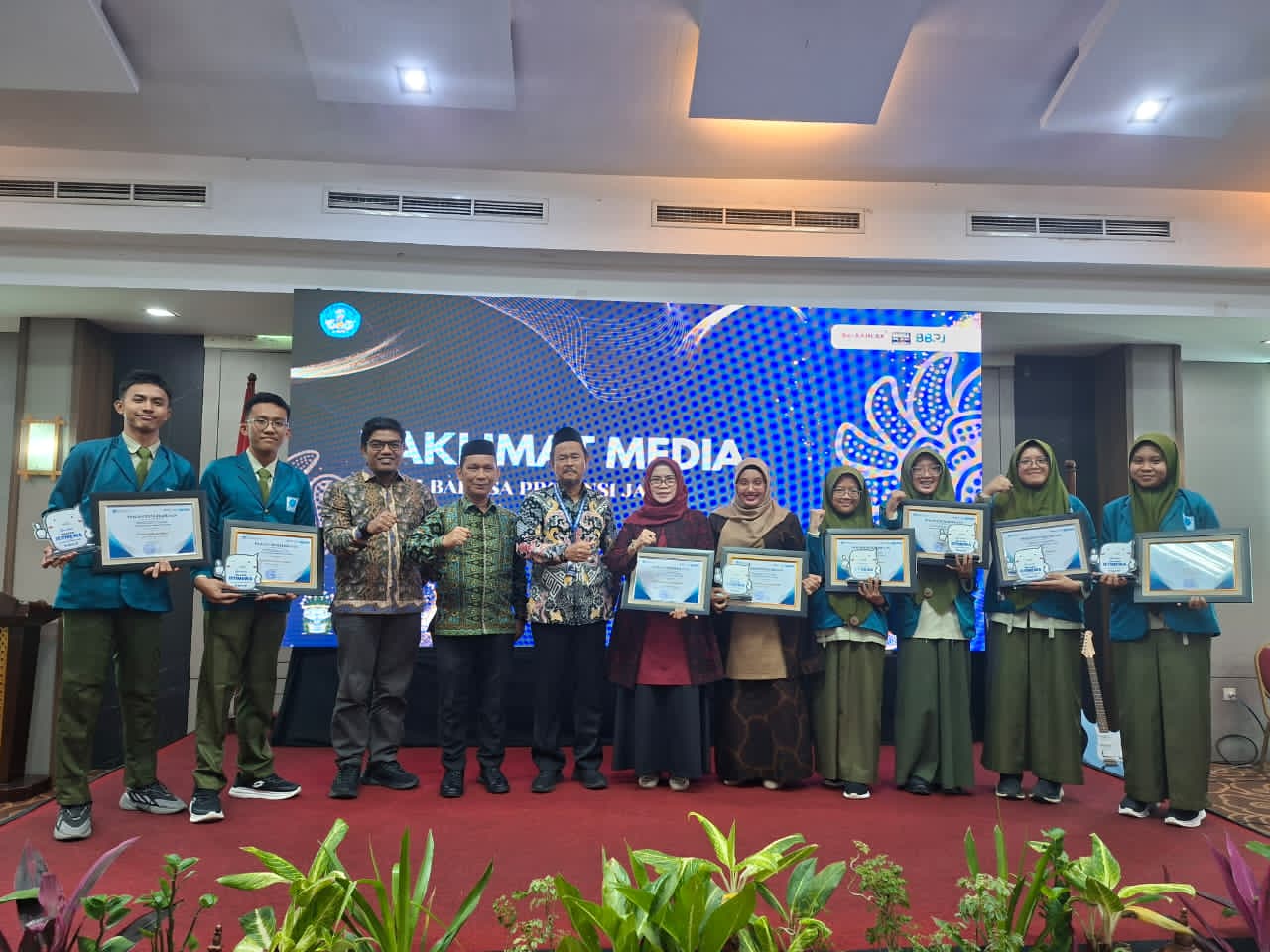 MAN Insan Cendekia Jambi Raih Penghargaan UKBI 2025  dari Balai Bahasa Provinsi Jambi