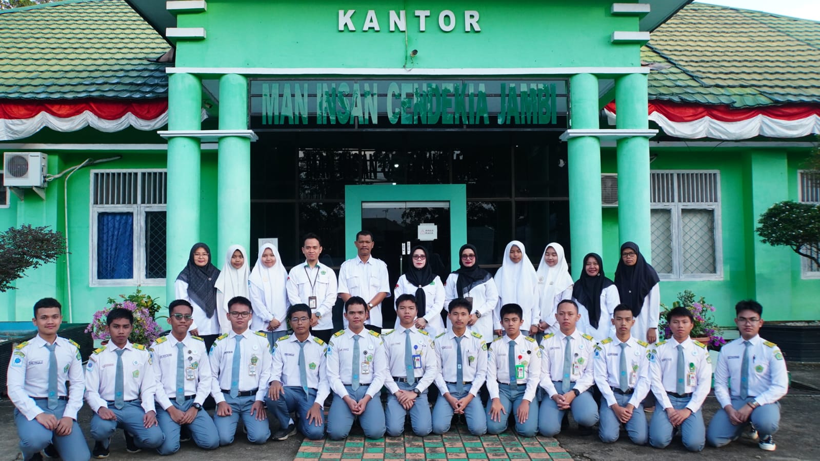 Pelepasan Peserta OSNP MAN IC Jambi dan Arahan Kepala Madrasah