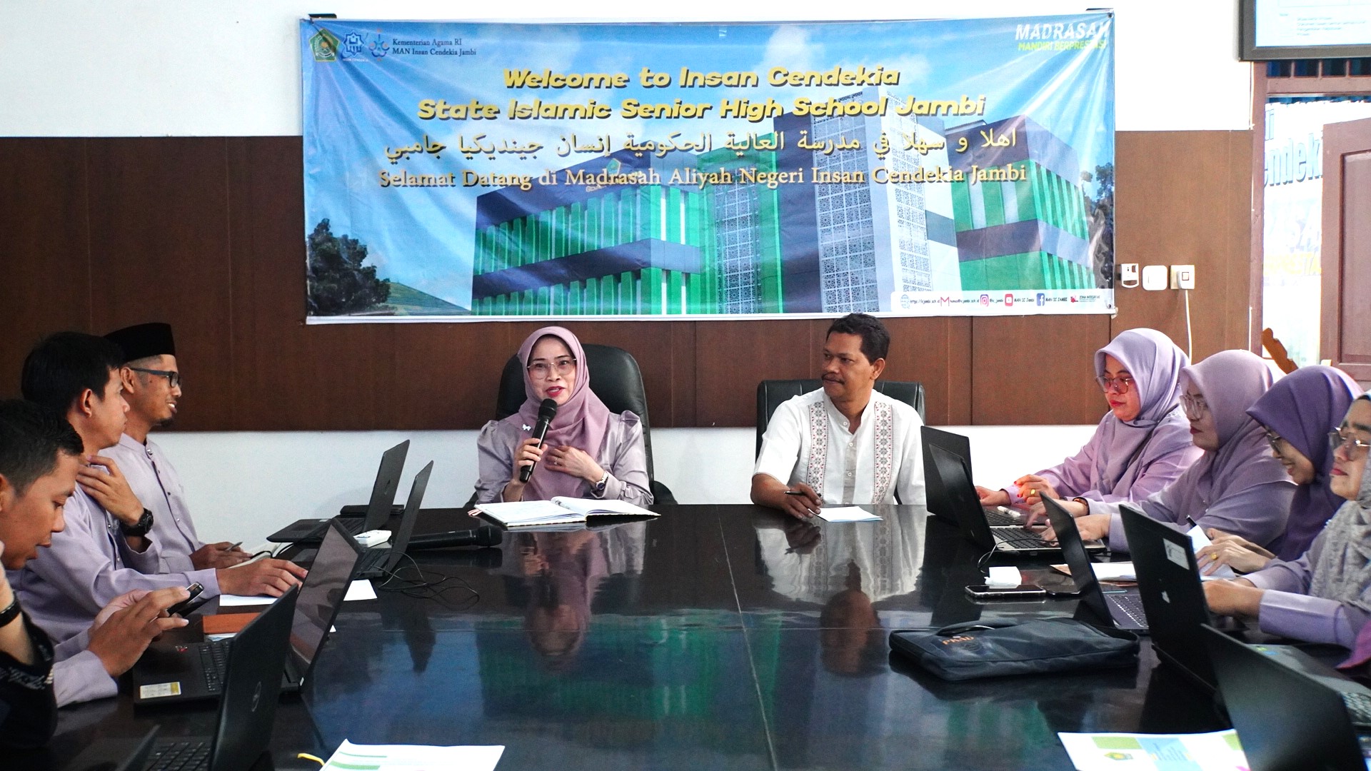 Rapat Koordinasi dan Evaluasi Berkas TPG untuk Optimalisasi Administrasi