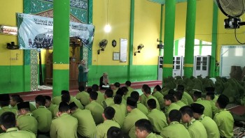 Sosialisasi Satuan Pendidikan Ramah Anak (SRA) untuk Peserta Didik Kelas X di MAN IC Jambi