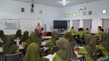 Dari Asrama ke Rumah, Saat Murid MAN IC Jambi Belajar Menjadi Mandiri