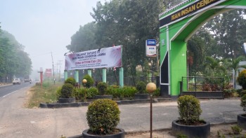 Darurat Kabut Asap, MAN IC Jambi Pulangkan Seluruh Murid