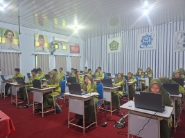 Hari Ketiga Pelaksanaan TPB, Murid Kelas X-3 MAN IC Jambi Antusias Menguji Kompetensi