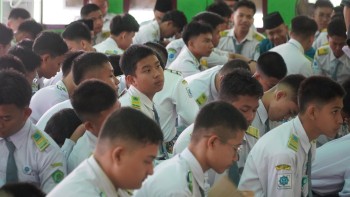Rangkaian Kajian Ramadhan dan Keislaman Perkuat Iman, Akhlak, dan Kepedulian Sosial Siswa MAN IC Jambi